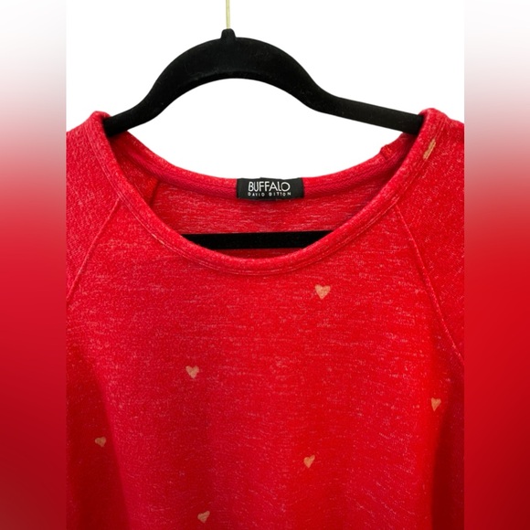 Buffalo red hearts sweater valentine size medium - Picture 4 of 6